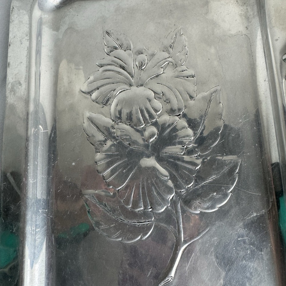 Vintage Aluminum Floral Hinged Serving Tray Folding MCM Mid Century Mod Hammered - Picture 2 of 9